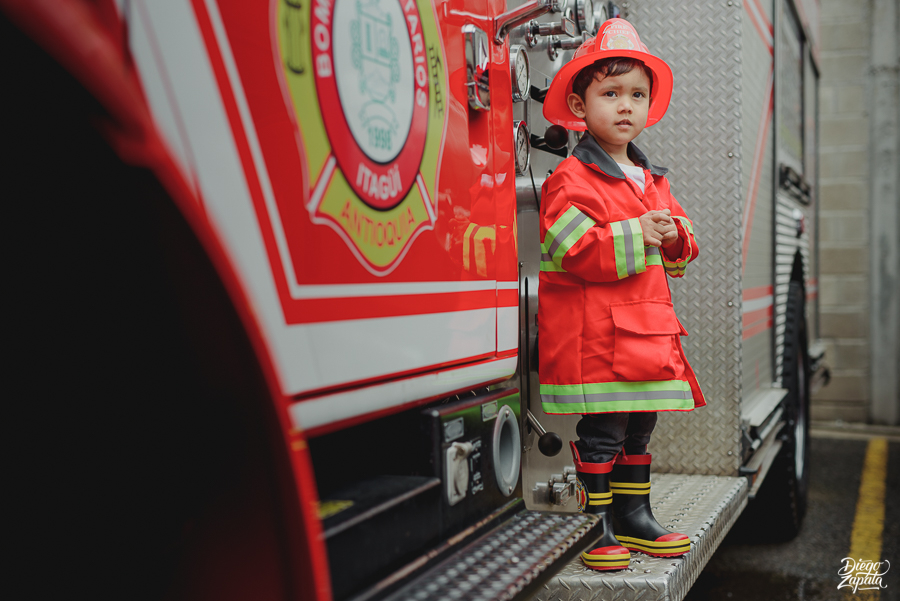 Sesiones Fotográficas Infantiles Medellín, Fotógrafo Infantil Bogotá, Leonardo