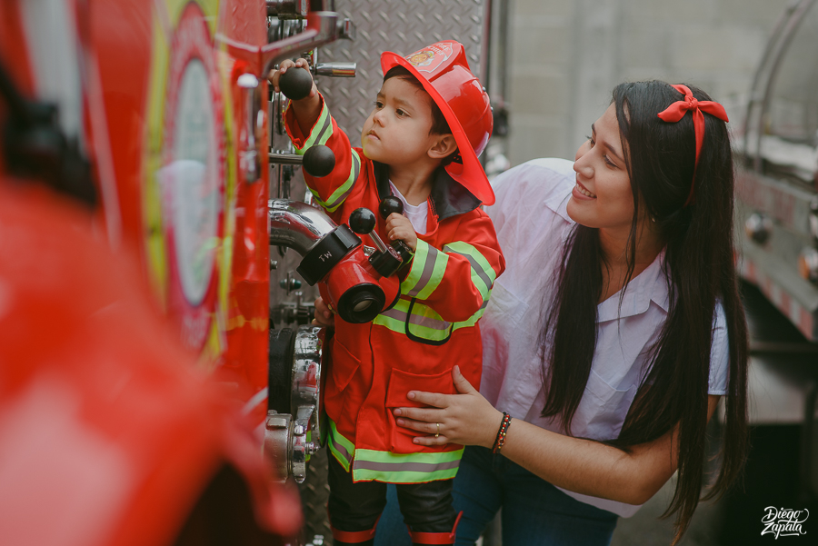 Sesiones Fotográficas Infantiles Medellín, Fotógrafo Infantil Bogotá, Leonardo
